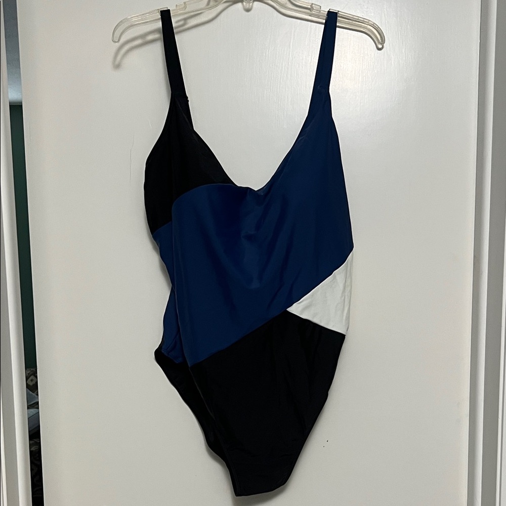 NWT Summersalt Marina Swimsuit